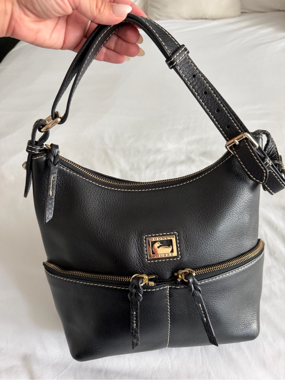 Dooney & Bourke  “Dillen” Black Leather Zip Top Dual Side Pockets Shoulder Bag